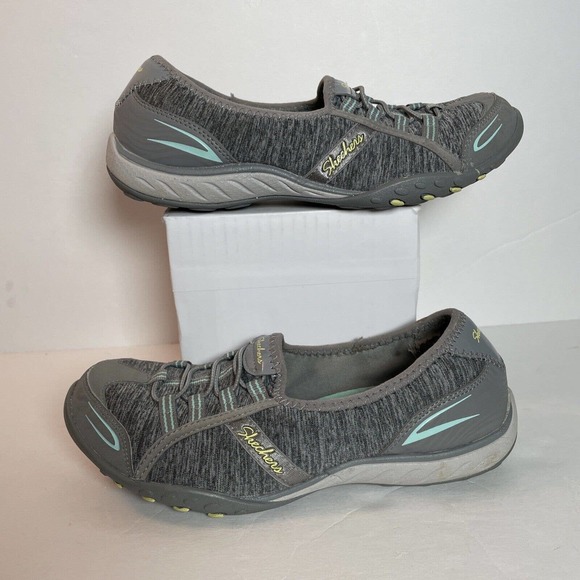 Skechers Shoes 6 Relaxed Fit Memory Foam Bungee Walking Sneakers 22468 Gray - Picture 1 of 15